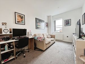 Lounge- click for photo gallery